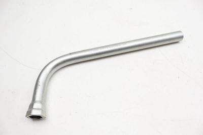 Breaker Bar / Socket / Lug Wrench 8N0012219