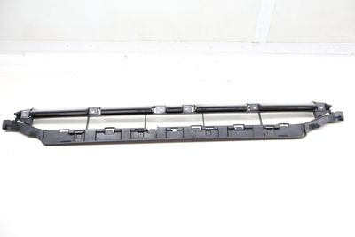 Bumper Center Lower Grille 4M0807647B