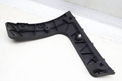 BUMPER GUIDE / BRACKET 4G5807454B