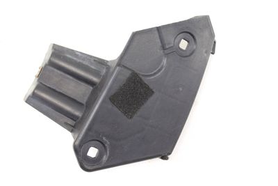 BUMPER GUIDE / BRACKET 8N0807484A