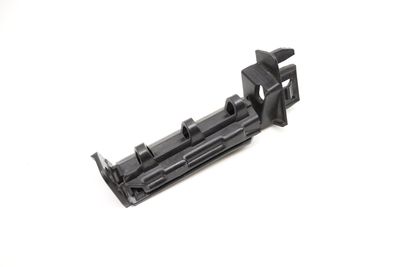 BUMPER GUIDE / MOUNT BRACKET (UPPER) 4K5807889