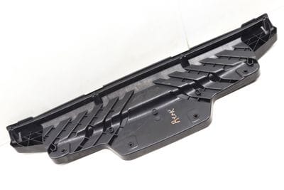 Bumper Mount / Bracket (CENTER) 4M0807329