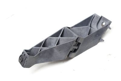 Bumper Mount / Bracket 7P6807045