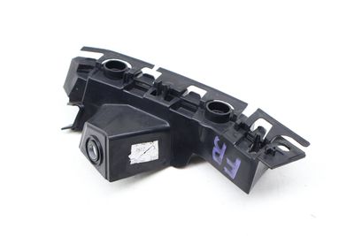 BUMPER MOUNT BRACKET / GUIDE 3CM807050