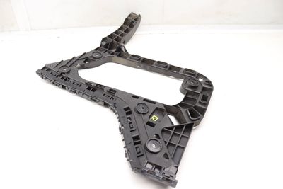 BUMPER MOUNT BRACKET / GUIDE 3G8807375