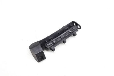 Bumper Mount Bracket / Guide 4G5807889A