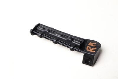 BUMPER MOUNT BRACKET / GUIDE 4G5807890A