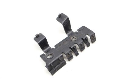 BUMPER MOUNT BRACKET (SIDE) DQL000061