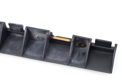 BUMPER MOUNT / GUIDE BRACKET 4E0807571A