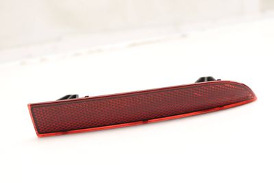 BUMPER REFLECTOR (OUTER) 8W0945106AC