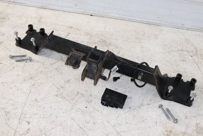 Bumper Reinforcement / Trailer Hitch Kit 4M0803881A