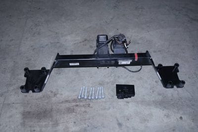 Bumper Reinforcement / Trailer Tow Hitch w/ Module 4M8803881A