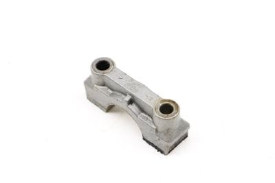 Cam / Camshaft Bearing Cap - 4 457G4