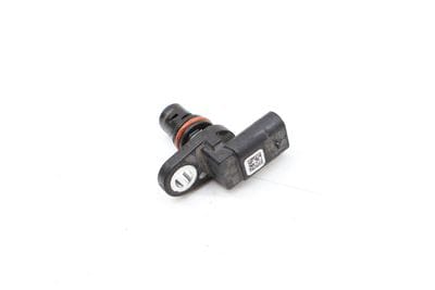 Cam / Camshaft Position Sensor 04C907601L