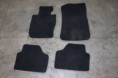 CARPET FLOOR MAT SET 7316629