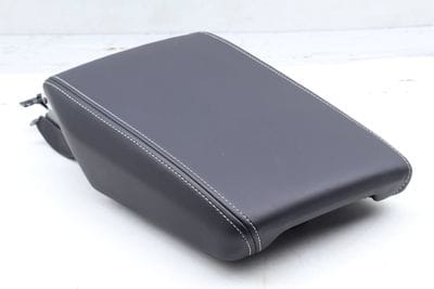 Center Armrest / Arm Rest 3CN864207D