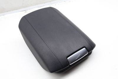 Center Armrest / Arm Rest 7P5864207C