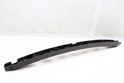 CENTER BUMPER GUIDE / BRACKET 4G5807458A