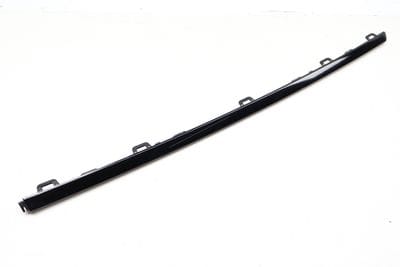 CENTER BUMPER MOLDING / TRIM 8W6853551D