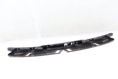 CENTER BUMPER MOUNT / BRACKET 5NN807863