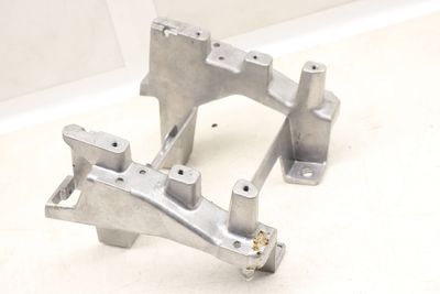 CENTER CONSOLE MOUNT BRACKET 7L0863345