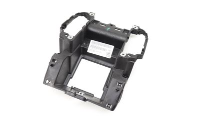 CENTER CONSOLE MOUNT BRACKET 7P5863239DD