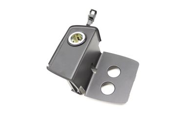 Center Console Power Outlet / Trim 5GM864880B