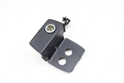 CENTER CONSOLE POWER OUTLET / TRIM 5GM864880B