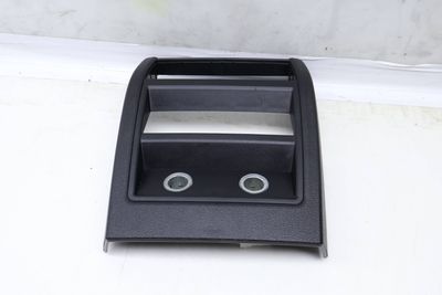 CENTER CONSOLE TRIM / POWER OUTLET 9252006