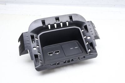Center Console USB / 115V Power Outlet Panel 3CM864298D