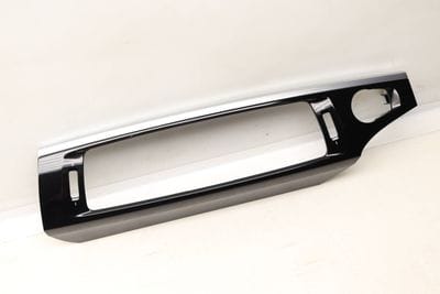 Center Dash Air Vent Trim / Bezel 51459329352