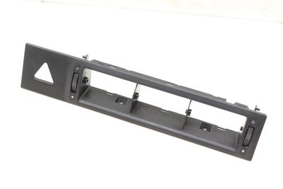 CENTER DASH AIR VENT TRIM / BEZEL 7D1819703B