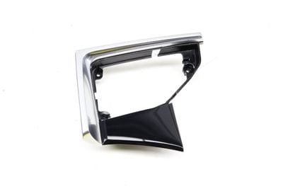 Center Dash Air Vent Trim / Bezel