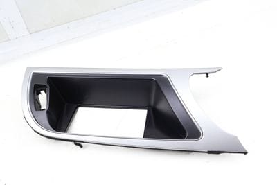 Center Dash Display Trim / Bezel 8T1857186H