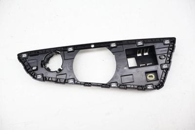 Center Dash Speaker Cover Bracket 4M8857736B