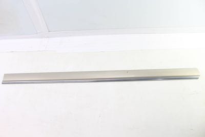 CENTER DOOR MOLDING / TRIM 4D0853952