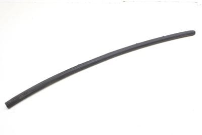 Center Hood Weatherstrip / Seal 5GM823707