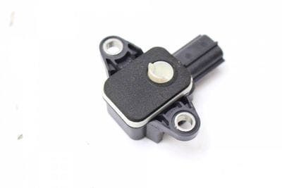 Center Impact Crash Sensor 8P0955557