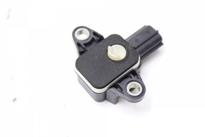 Center Impact Crash Sensor 8P0955557