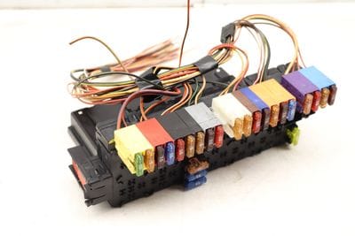 Center Relay / Fuse Box 2305450201