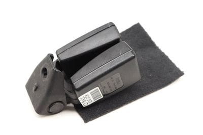 CENTER SEAT BELT DOUBLE BUCKLE / RECEIVER 8J8857739C