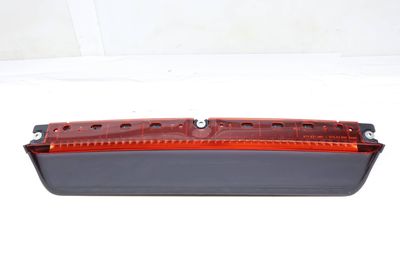 CENTER / THIRD BRAKE LIGHT