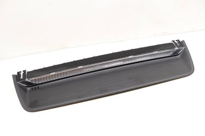 CENTER / THIRD BRAKE LIGHT