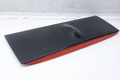 CENTER / THIRD BRAKE LIGHT w/ TRIM 7191765