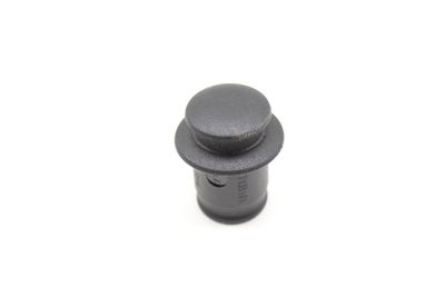 CIGARETTE LIGHTER SOCKET PLUG 7135141