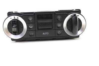 CLIMATE / TEMPERATURE CONTROL UNIT 8N0820043A