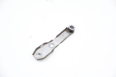 CONTROL ARM MOUNT BRACKET / PLATE