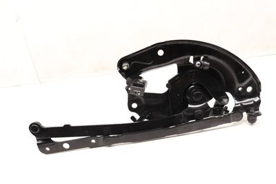 CONVERTIBLE STOWAGE BOX HINGE 1Q0825307F