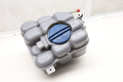COOLANT RESERVOIR / TANK / BOTTLE 7P0121407B