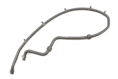 COOLANT TANK HOSE / LINE 7L6121447H